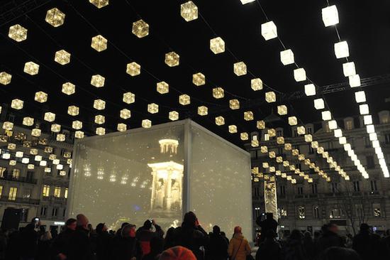 缤纷与感恩 HPI-全彩照明设计带您欣赏法国里昂灯光艺术节